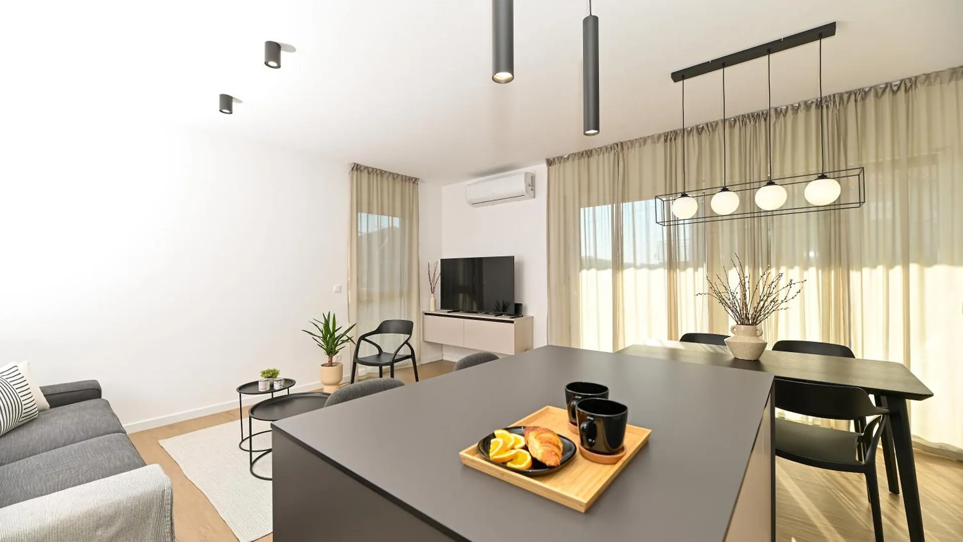 It Brand New Stylish Apartment Trogir