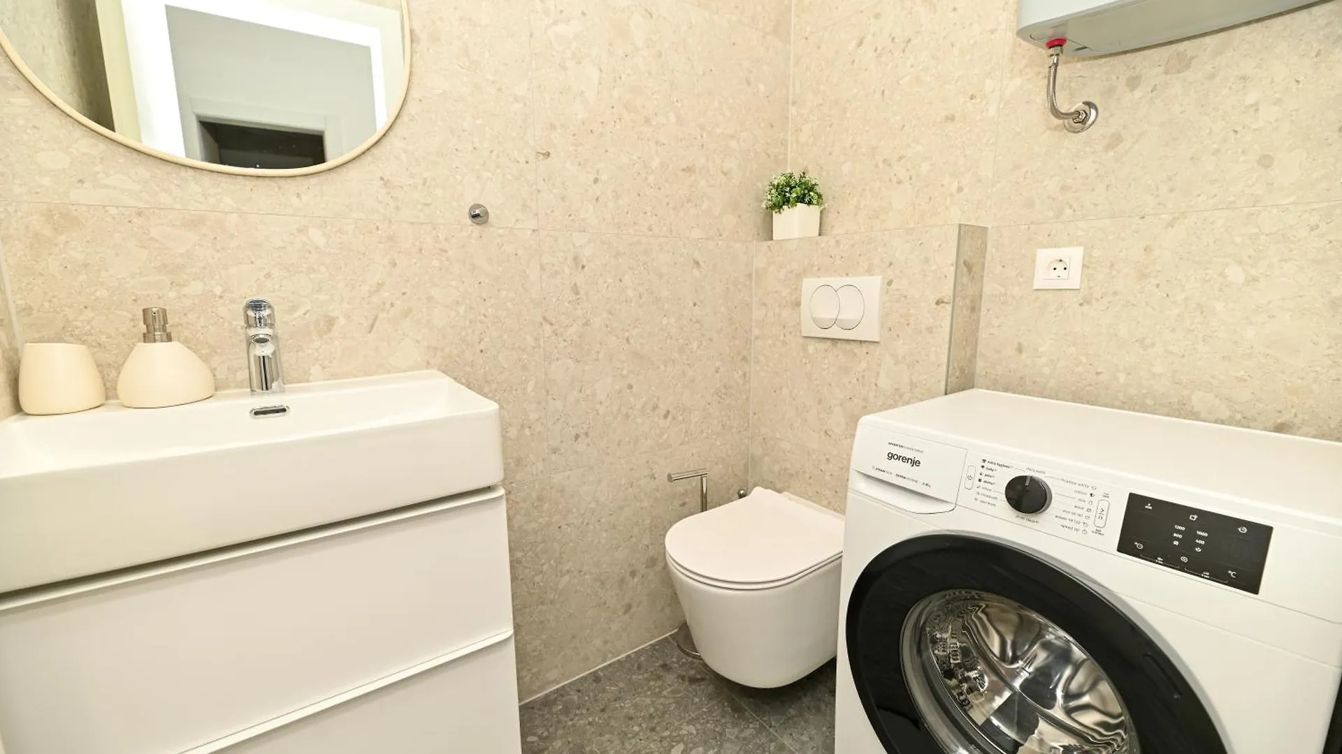It Brand New Stylish Apartment Trogir