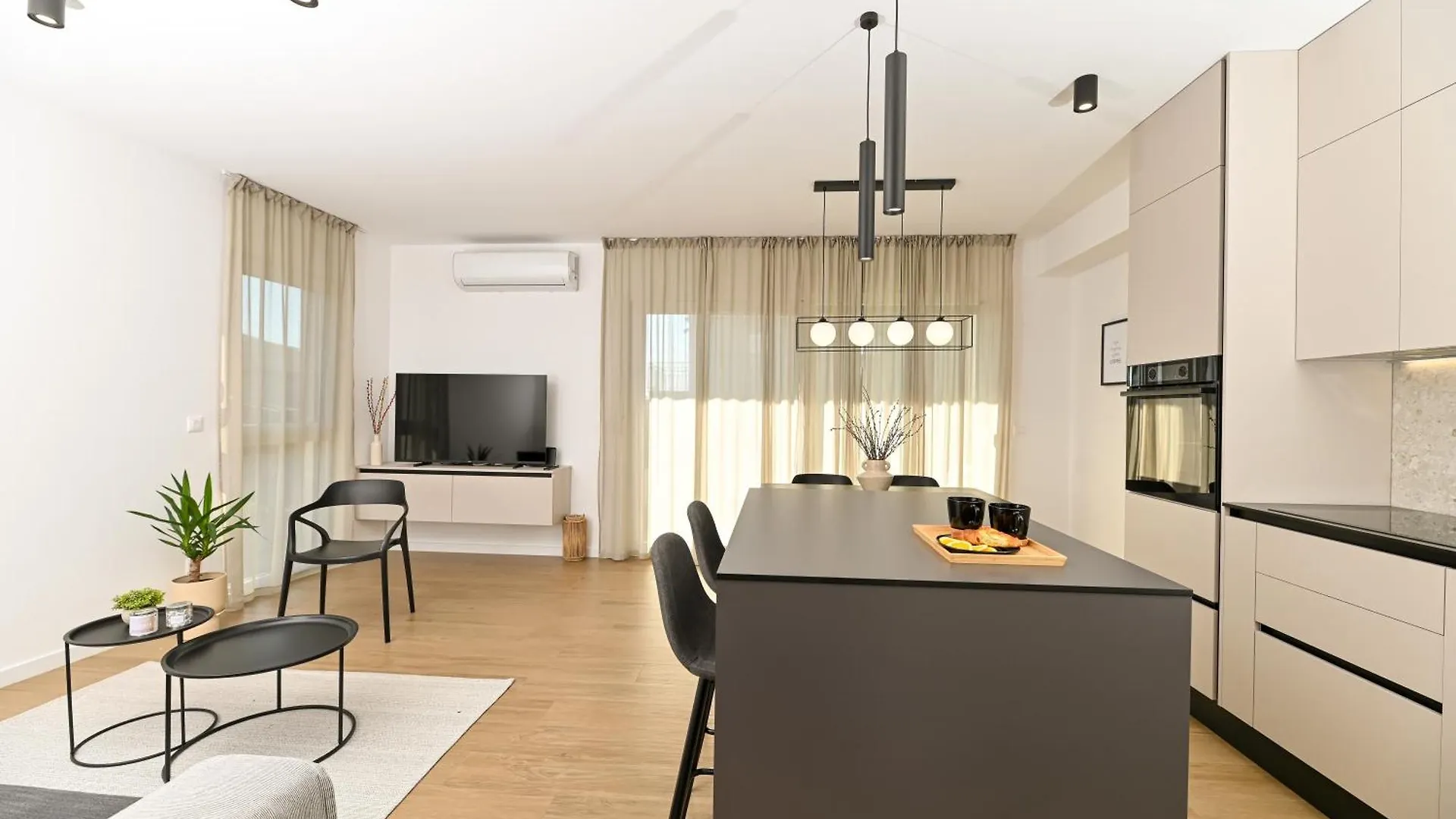 It Brand New Stylish Apartment Trogir